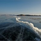 Трещина во льду 